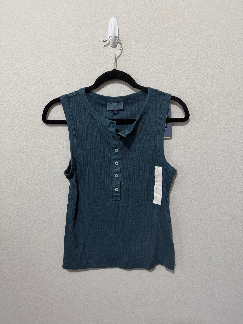 Universal Thread Ribbed Henley Tank Top in Teal